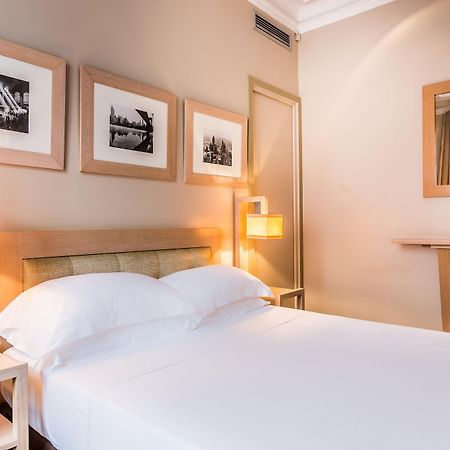 Hotel Duret Paris Champs Elysees Bagian luar foto