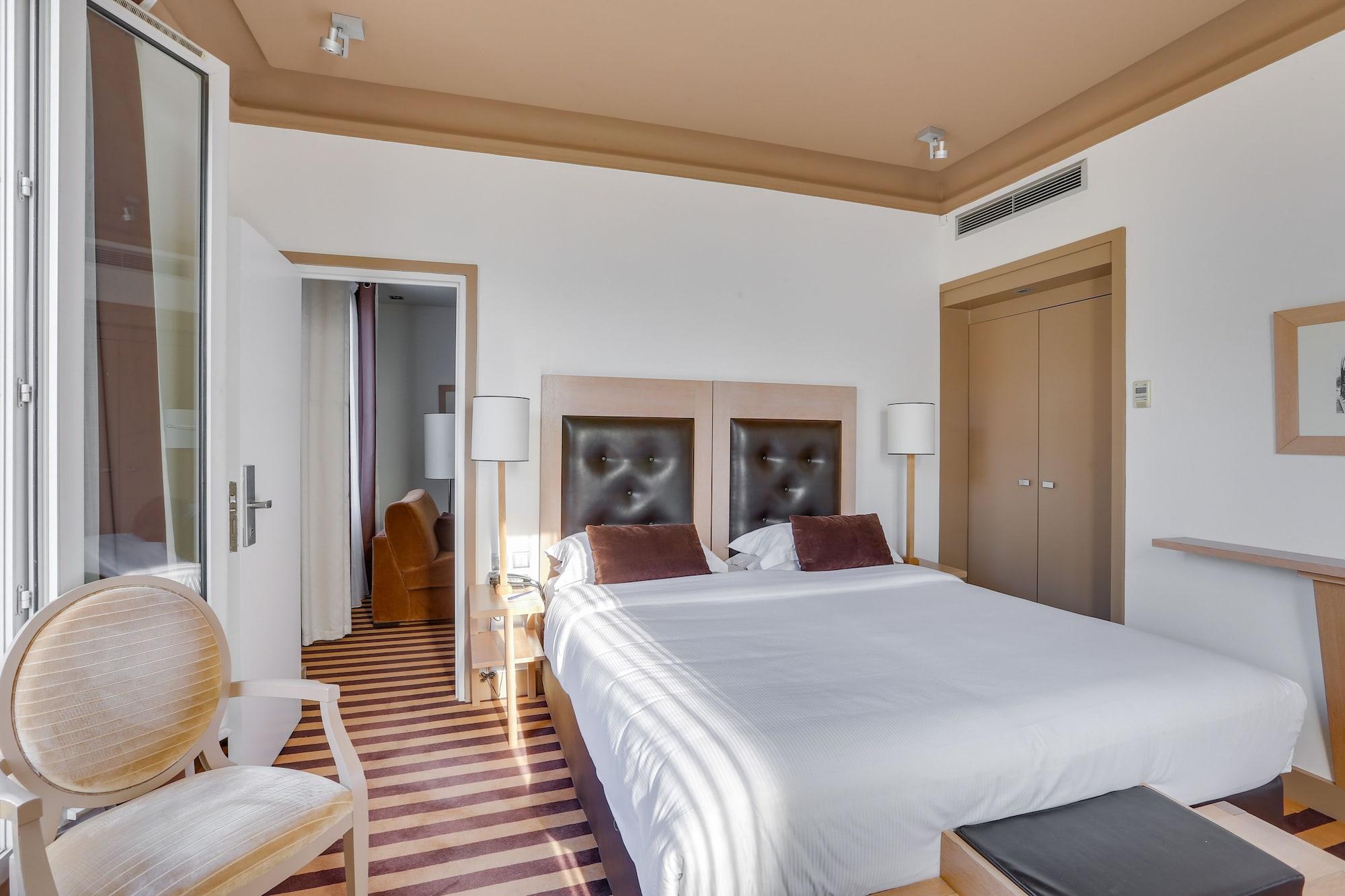 Hotel Duret Paris Champs Elysees Bagian luar foto