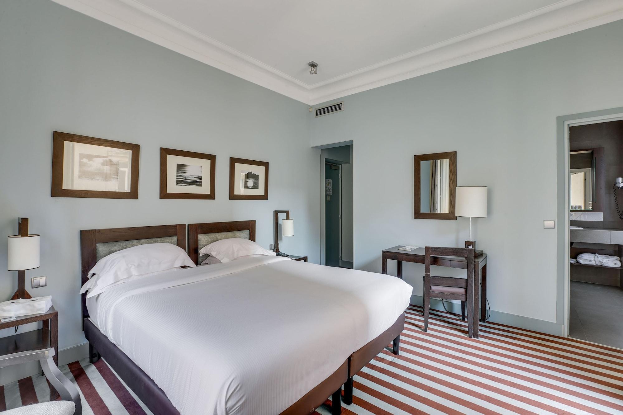 Hotel Duret Paris Champs Elysees Bagian luar foto