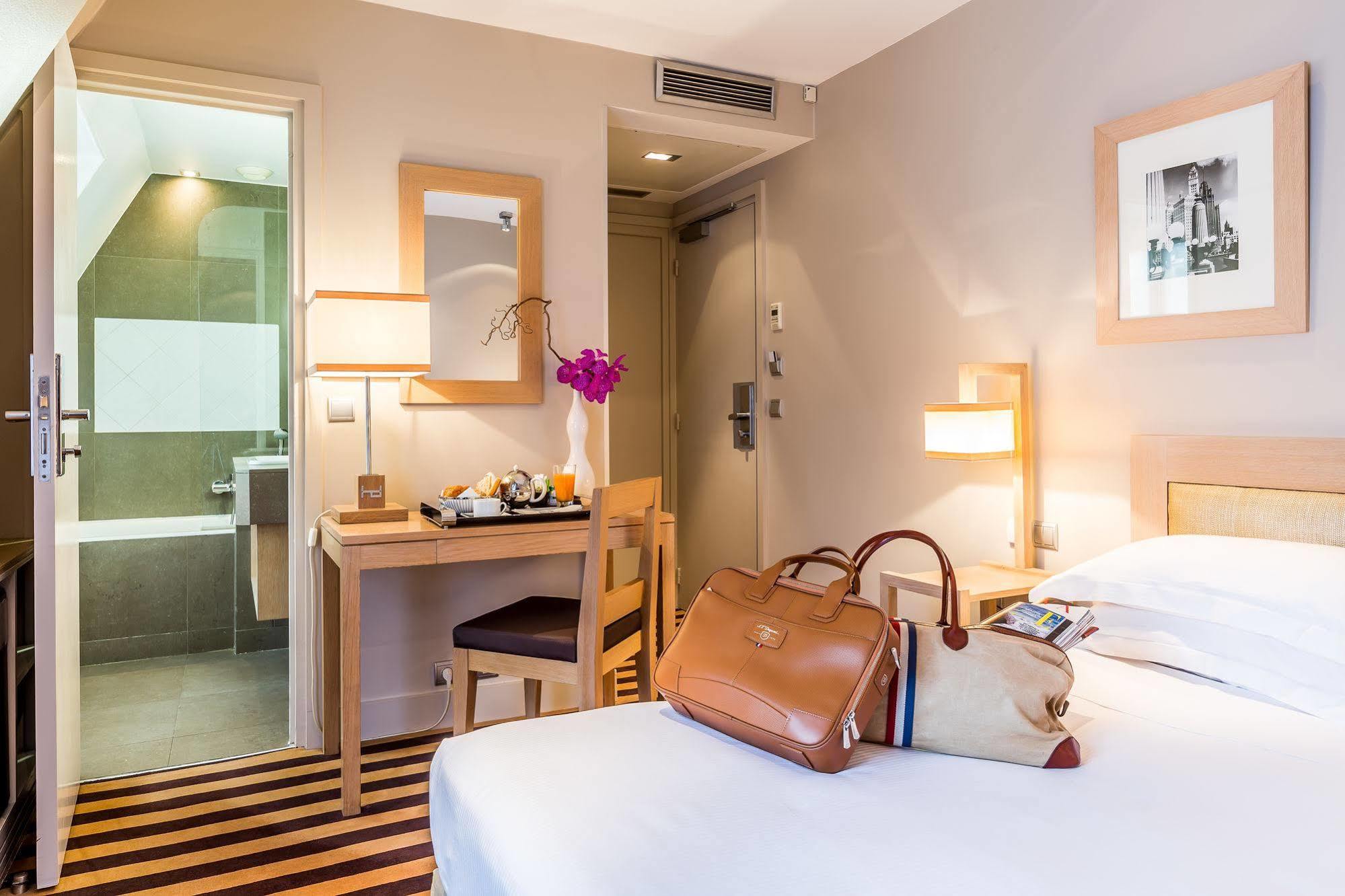 Hotel Duret Paris Champs Elysees Bagian luar foto