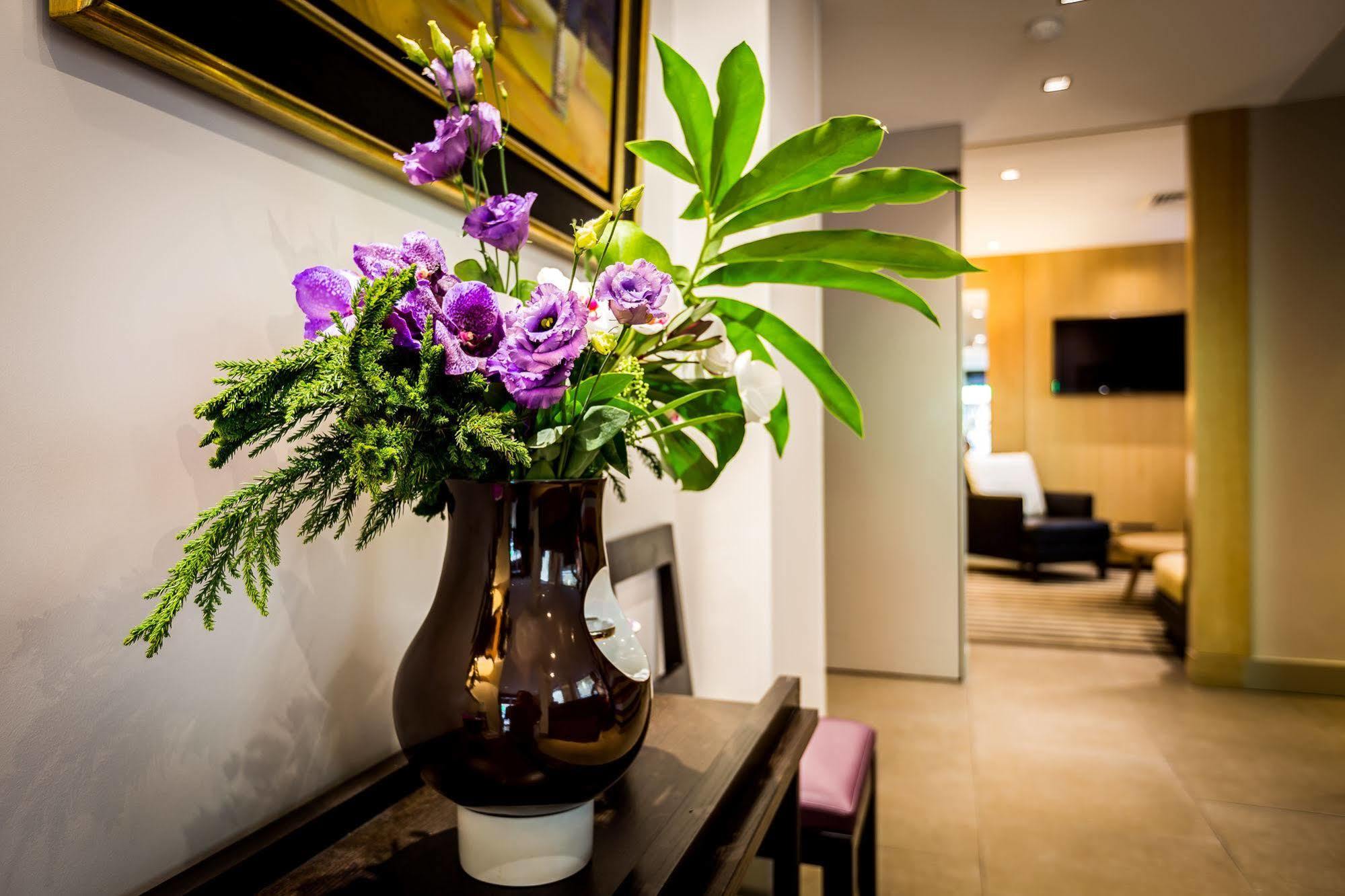 Hotel Duret Paris Champs Elysees Bagian luar foto